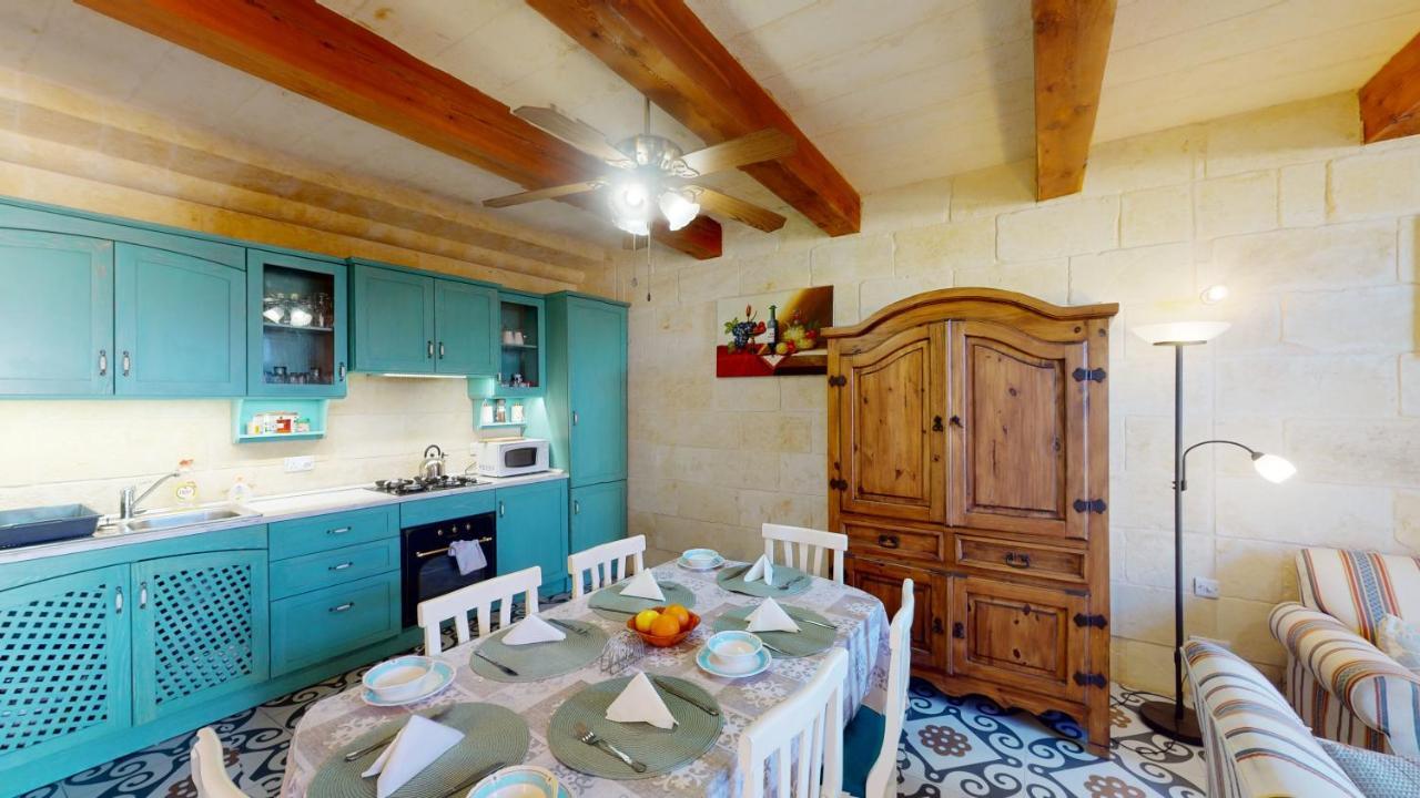 Qala Bed&Breakfast With Swimming Pool - Il-Wenniessa Exterior photo